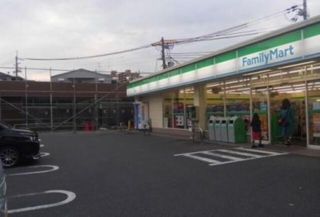 ファミリーマート吹田山田南店(コンビニ)まで395m※ファミリーマート吹田山田南店 ハイツOKANO