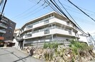 ロイヤルハイツ新芦屋の外観