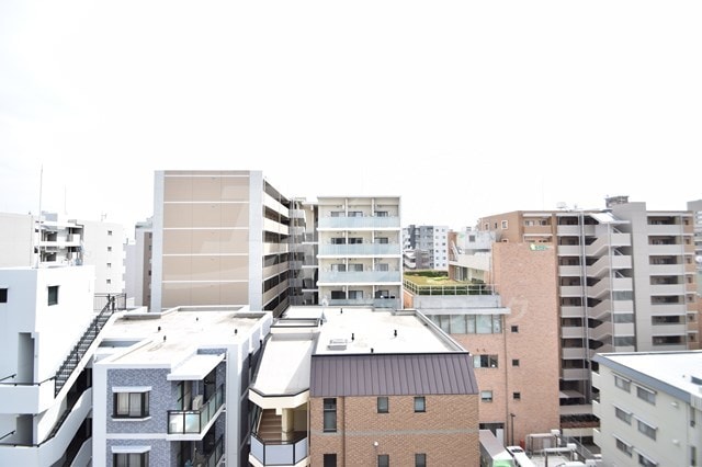  ファーストフィオーレ江坂垂水町