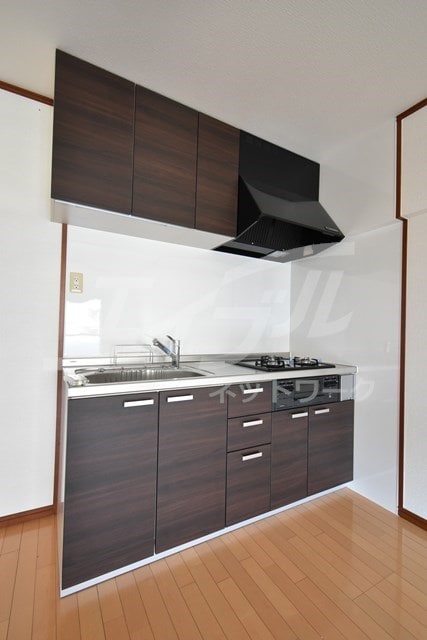  東海道本線<琵琶湖線・JR京都線>/千里丘駅 徒歩13分 2階 築49年