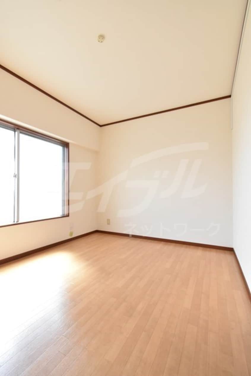  東海道本線<琵琶湖線・JR京都線>/千里丘駅 徒歩13分 2階 築49年