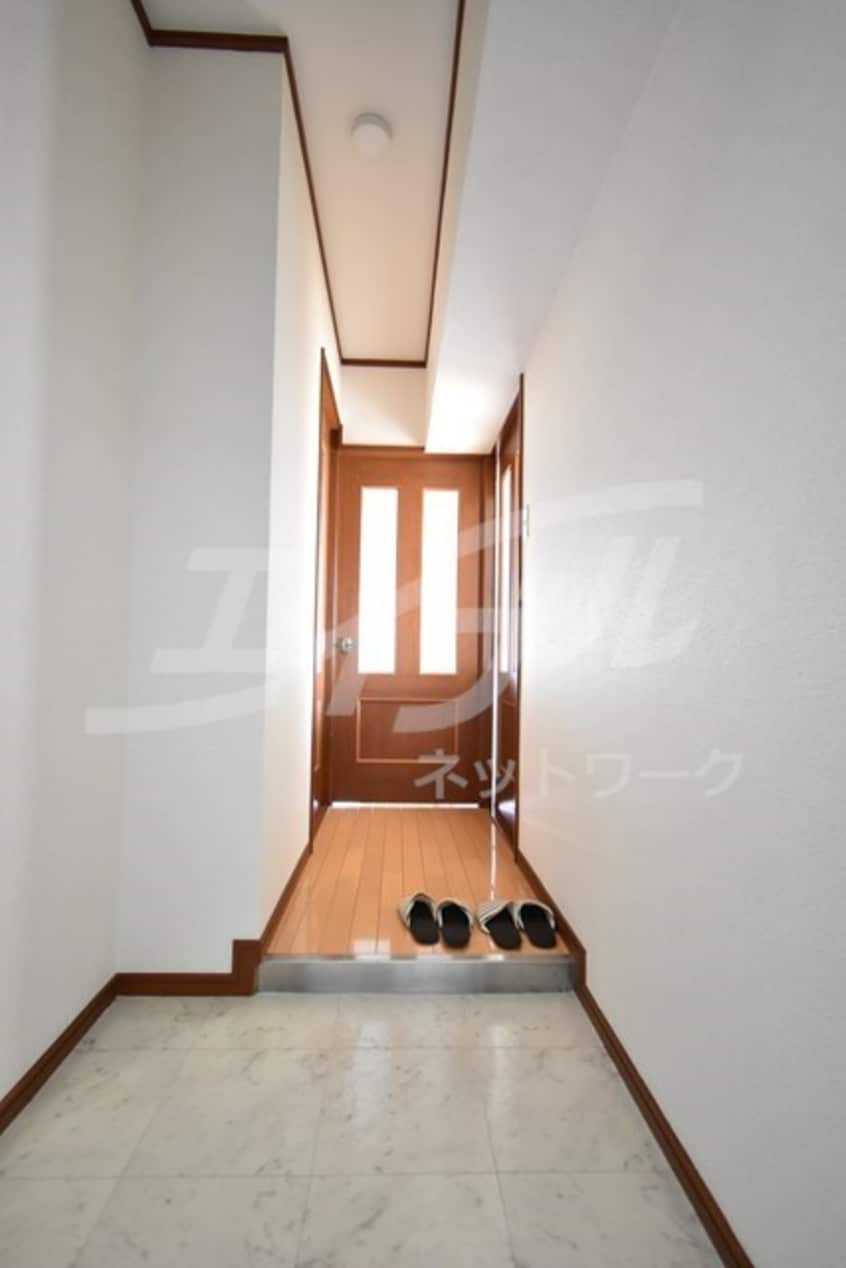  東海道本線<琵琶湖線・JR京都線>/千里丘駅 徒歩13分 2階 築49年