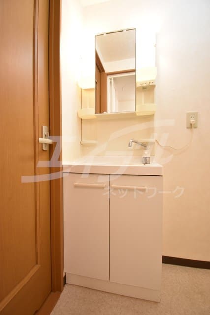  東海道本線<琵琶湖線・JR京都線>/千里丘駅 徒歩11分 2階 築41年