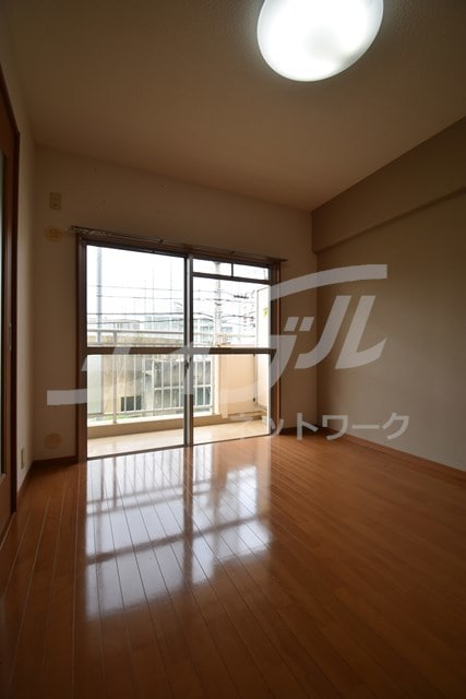  東海道本線<琵琶湖線・JR京都線>/千里丘駅 徒歩11分 2階 築41年