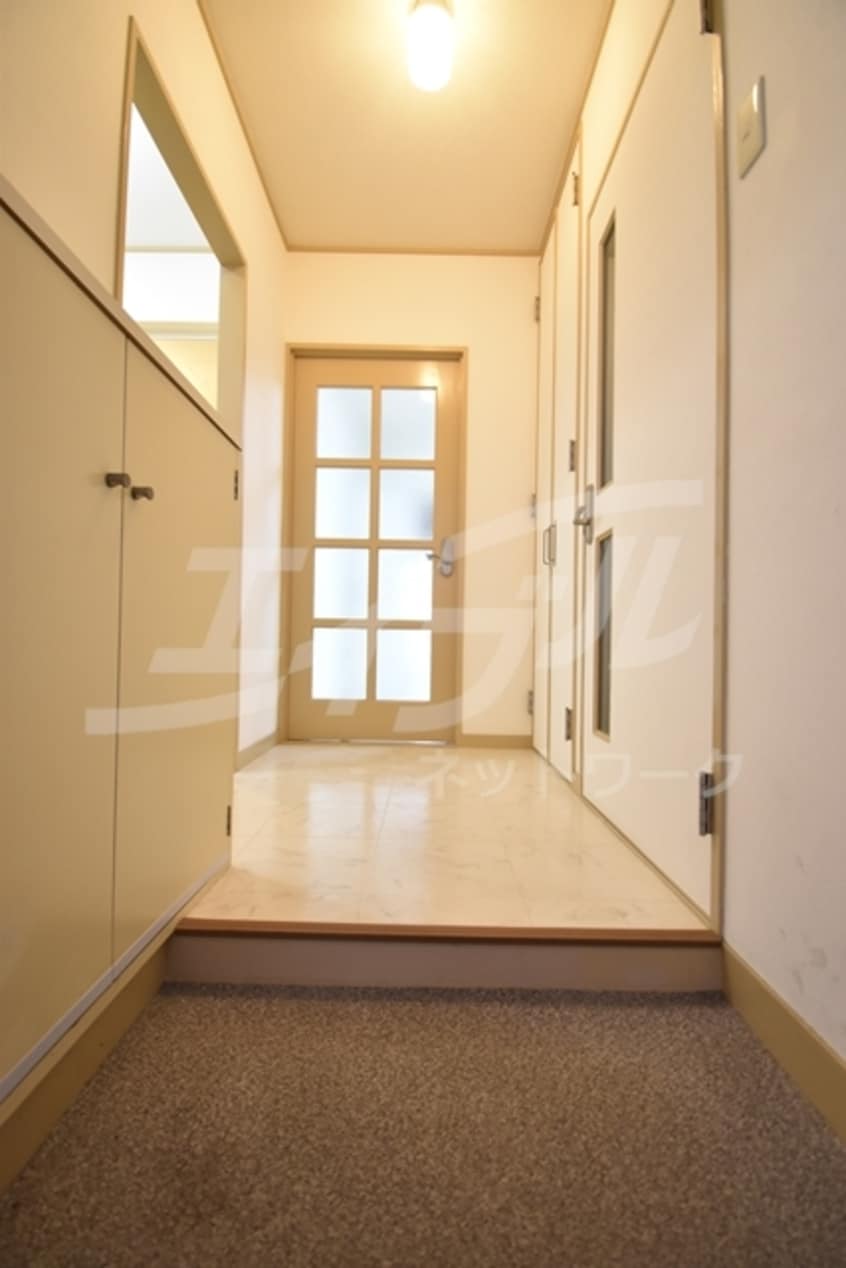  東海道本線<琵琶湖線・JR京都線>/吹田駅 徒歩3分 4階 築37年