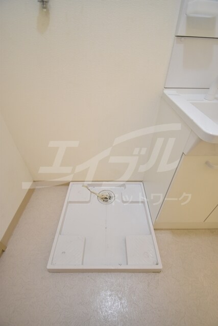  東海道本線<琵琶湖線・JR京都線>/吹田駅 徒歩3分 4階 築37年