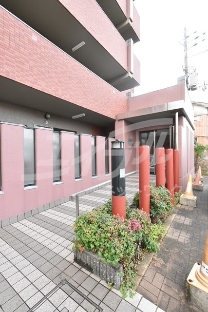  東海道本線<琵琶湖線・JR京都線>/千里丘駅 徒歩15分 1階 築27年