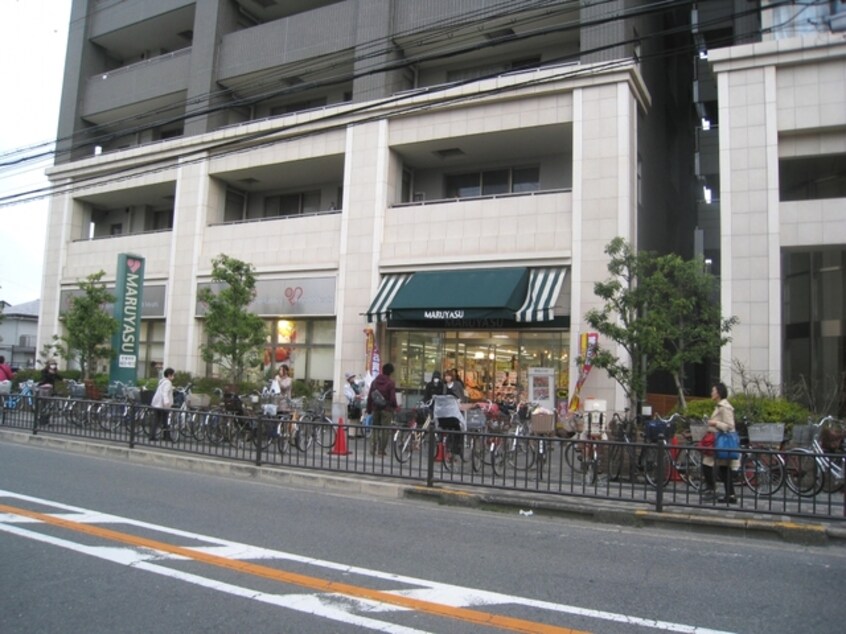 スーパーマルヤス茨木駅前店(スーパー)まで90m※スーパーマルヤス茨木駅前店 東海道本線<琵琶湖線・JR京都線>/茨木駅 徒歩5分 10階 築9年