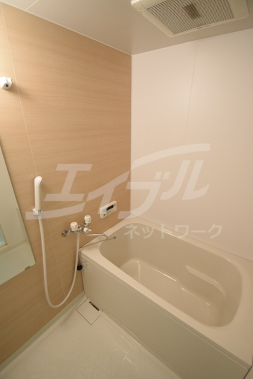  ルミネソレイユ江坂