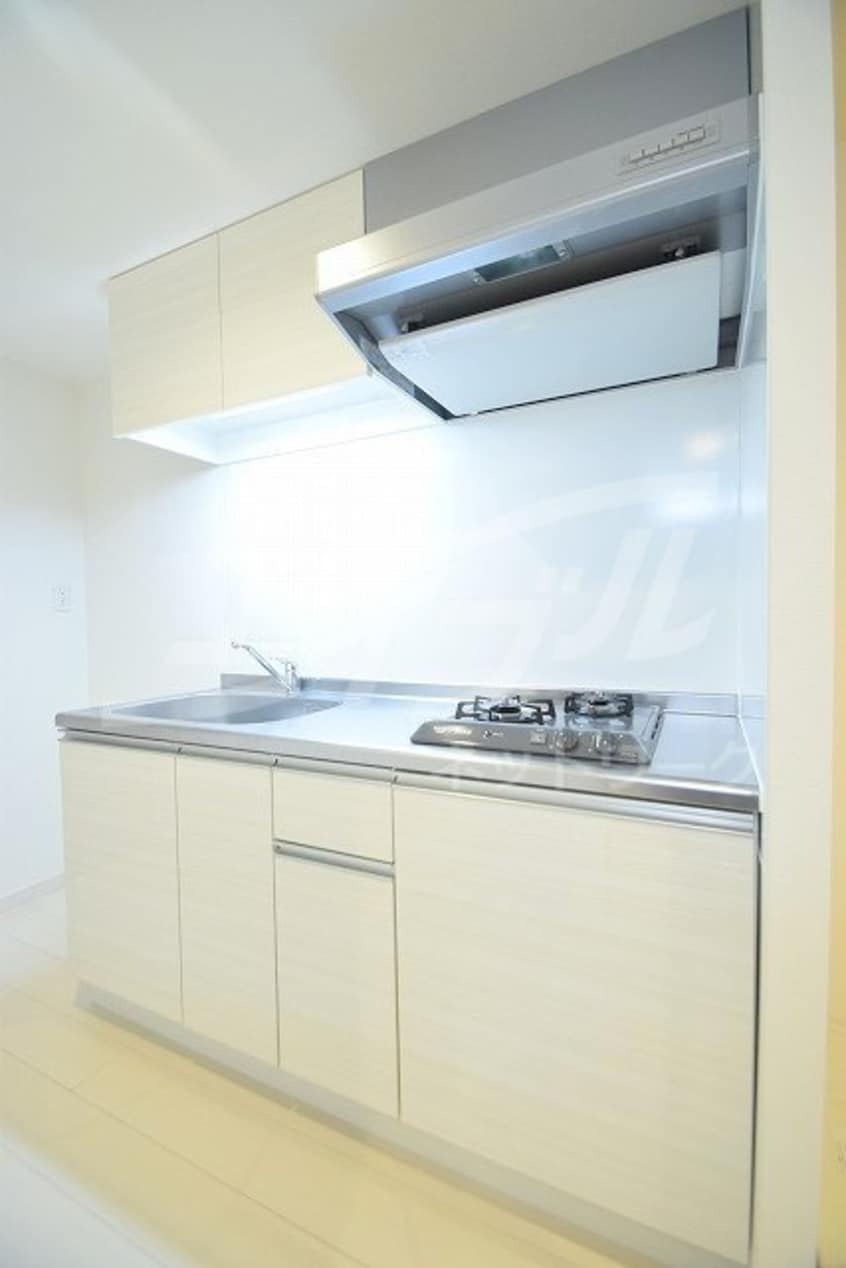 システムキッチンなのですぐお料理に使えます！ リブリ・岸辺・OSAKA