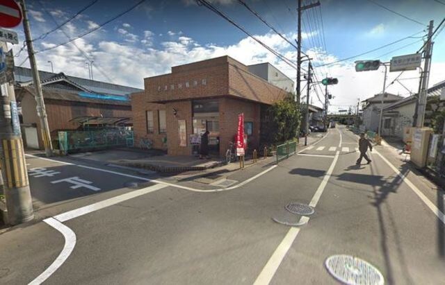 摂津鳥飼郵便局(郵便局)まで590m※摂津鳥飼郵便局 ソフィアコート鳥飼　A棟