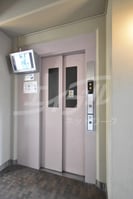 メゾン千里丘I棟の外観