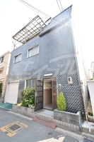 寿マンションの外観