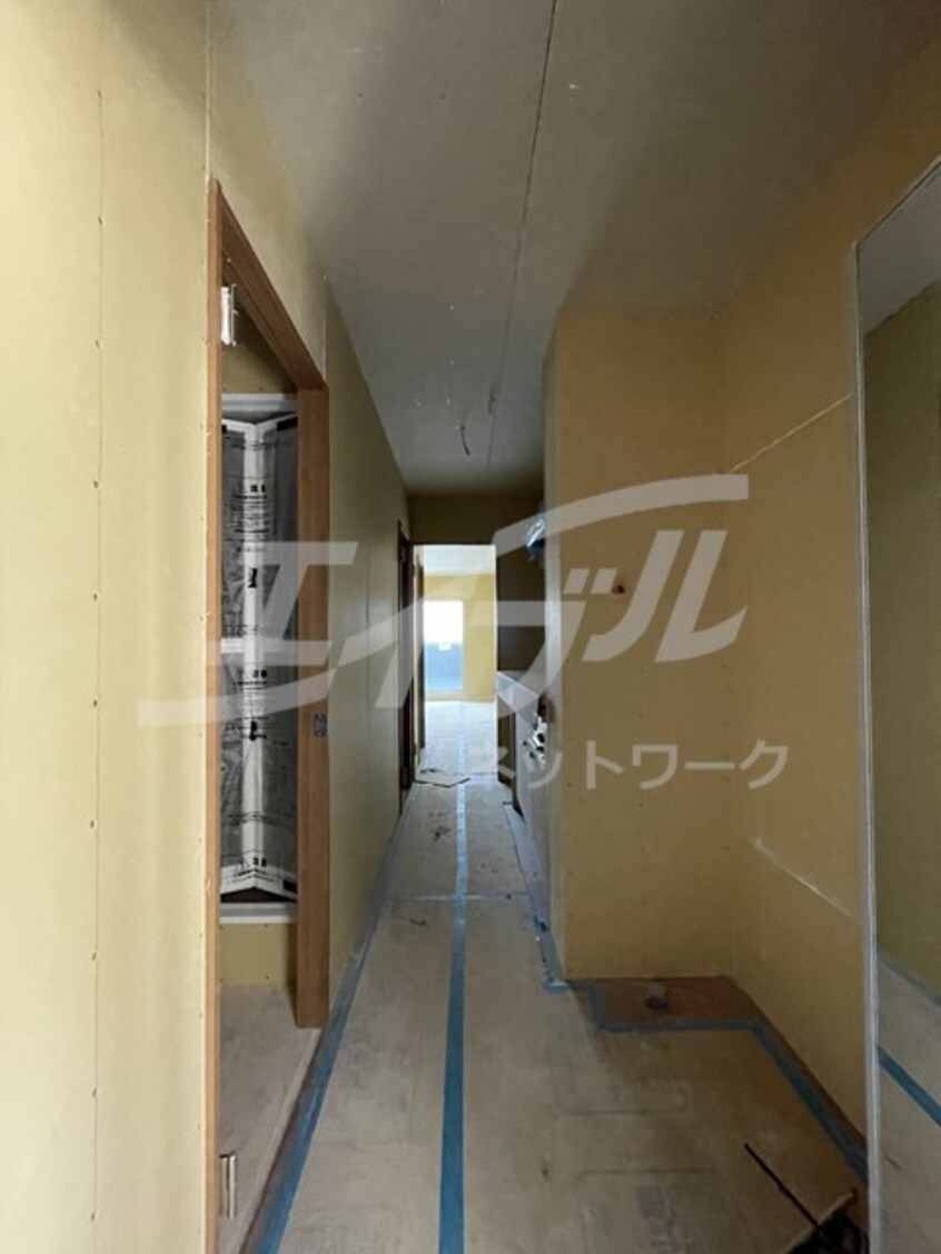  ディオーネ・ジエータ岸部