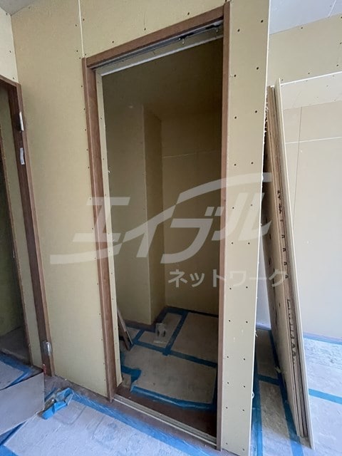  ディオーネ・ジエータ岸部