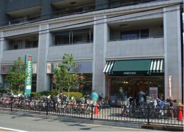 スーパーマルヤス茨木駅前店(スーパー)まで388m※スーパーマルヤス茨木駅前店 セジュール茨木駅前