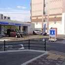 ローソン阪急崇禅寺駅前店(コンビニ)まで668m※ローソン阪急崇禅寺駅前店 シャーメゾンプリメーラ