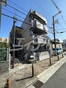 プレジデント豊新の外観