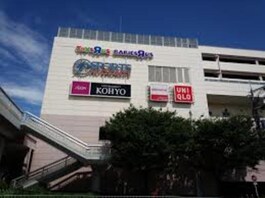 ユニクロ阪急山田店