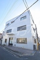 山本第２ビルの外観