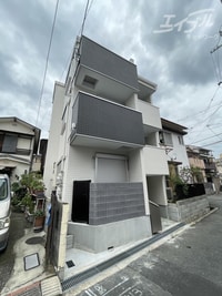 メゾンドレポス千里丘