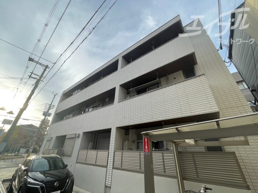  ティースリーカーサモジュカ