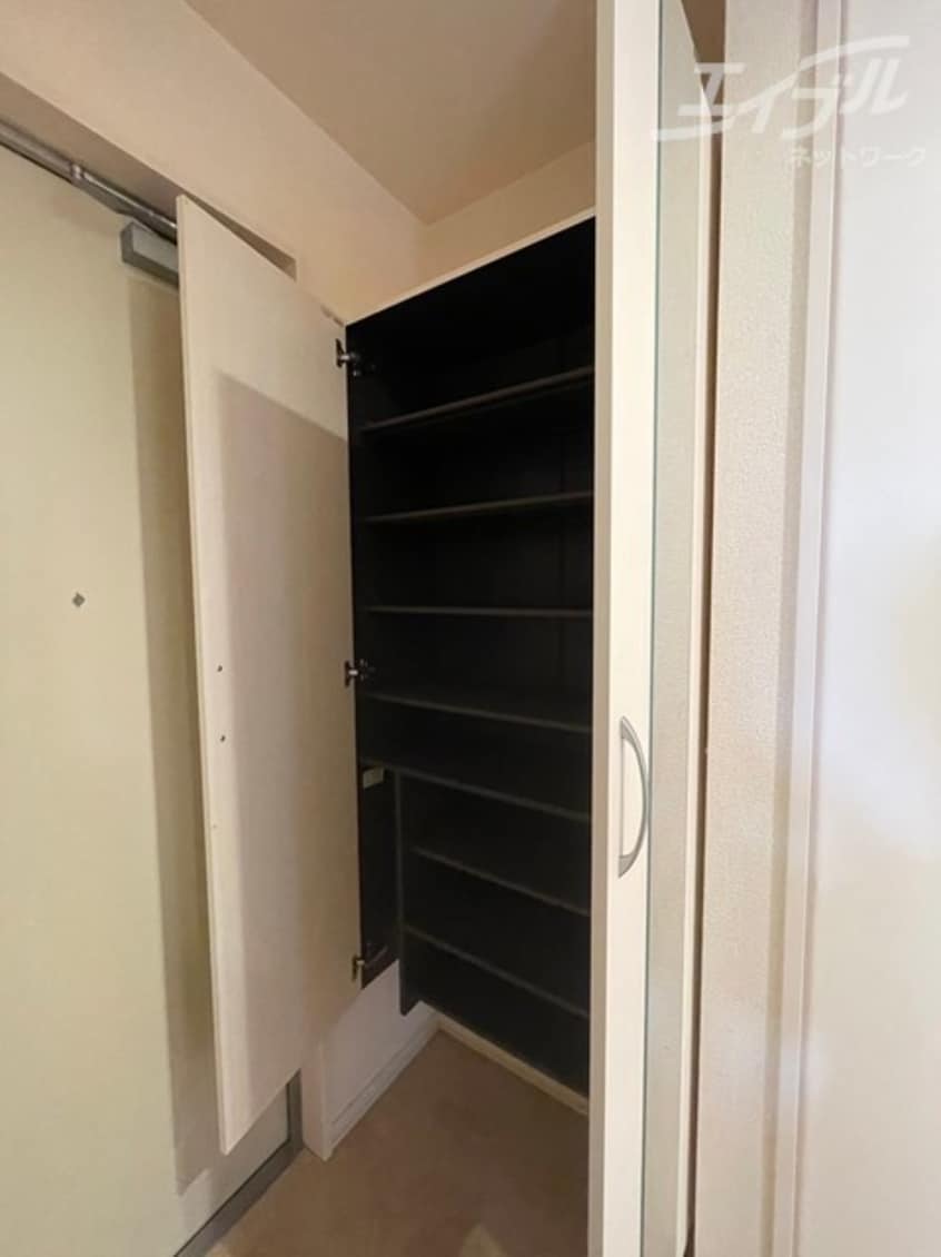  シャルレーヌ・ドゥ・グレイス