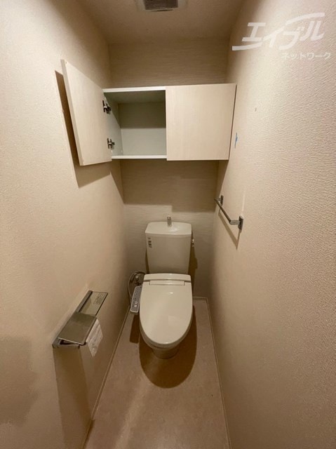  シャルレーヌ・ドゥ・グレイス