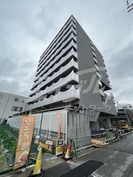 TOPAZ江坂の外観