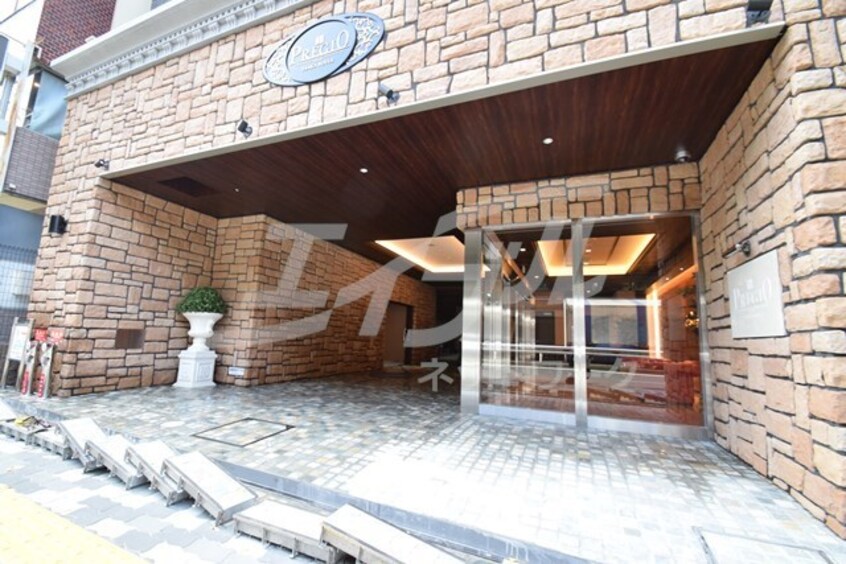  プレジオ江坂ROUGE