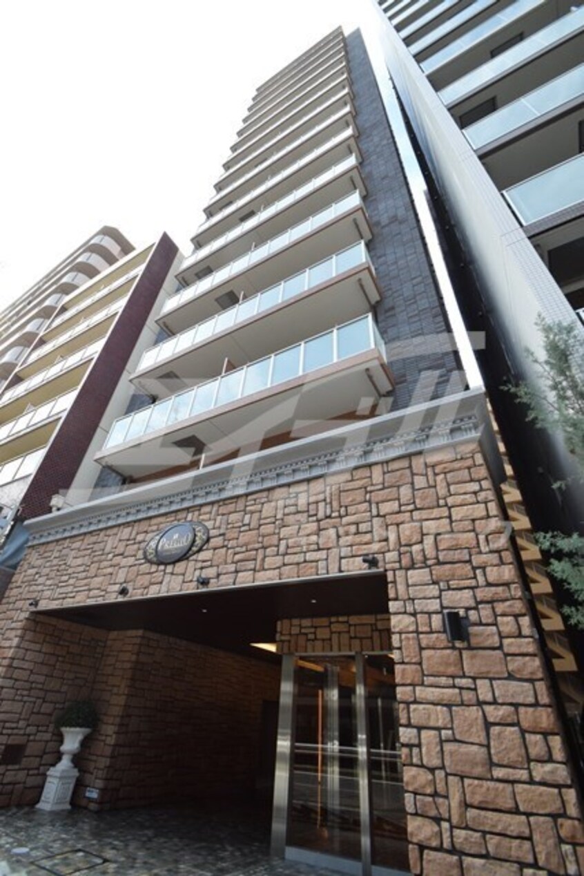  プレジオ江坂ROUGE