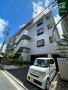 三功マンションの外観