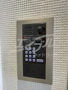 アウラ新大阪の外観