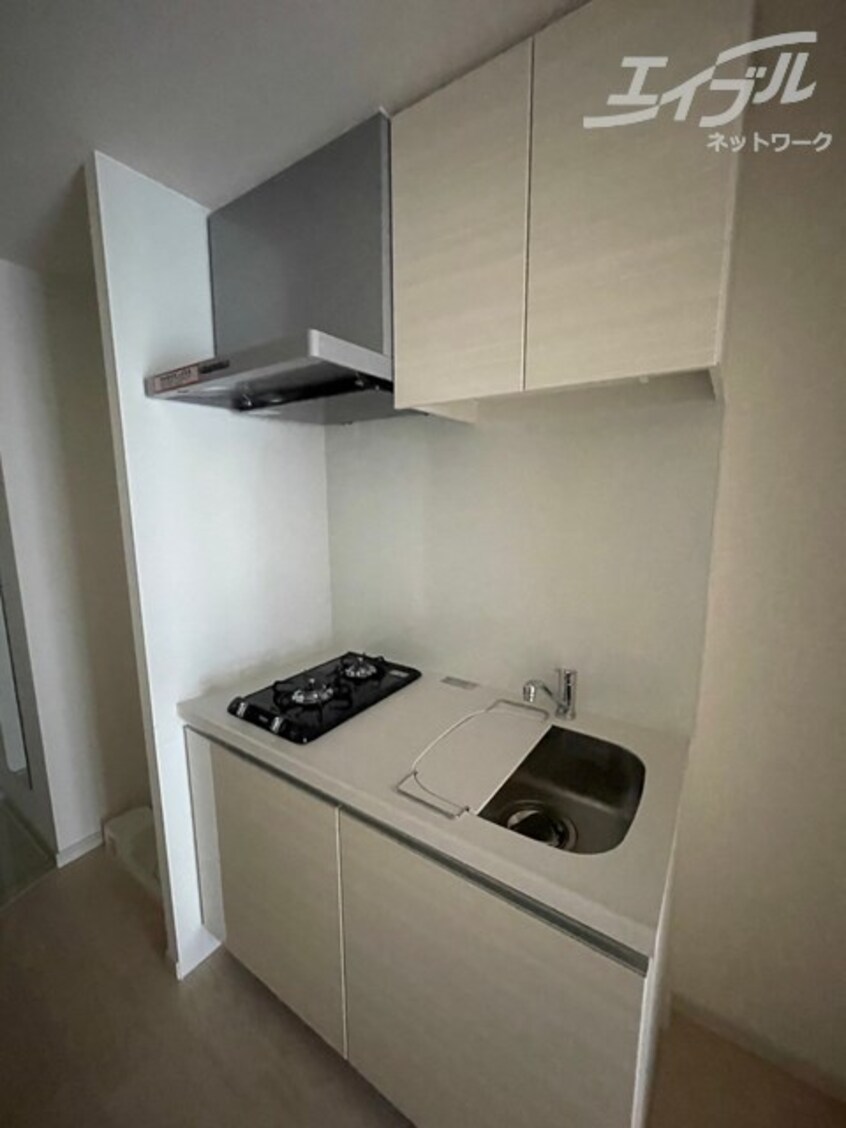  アドバンス江坂東デパール