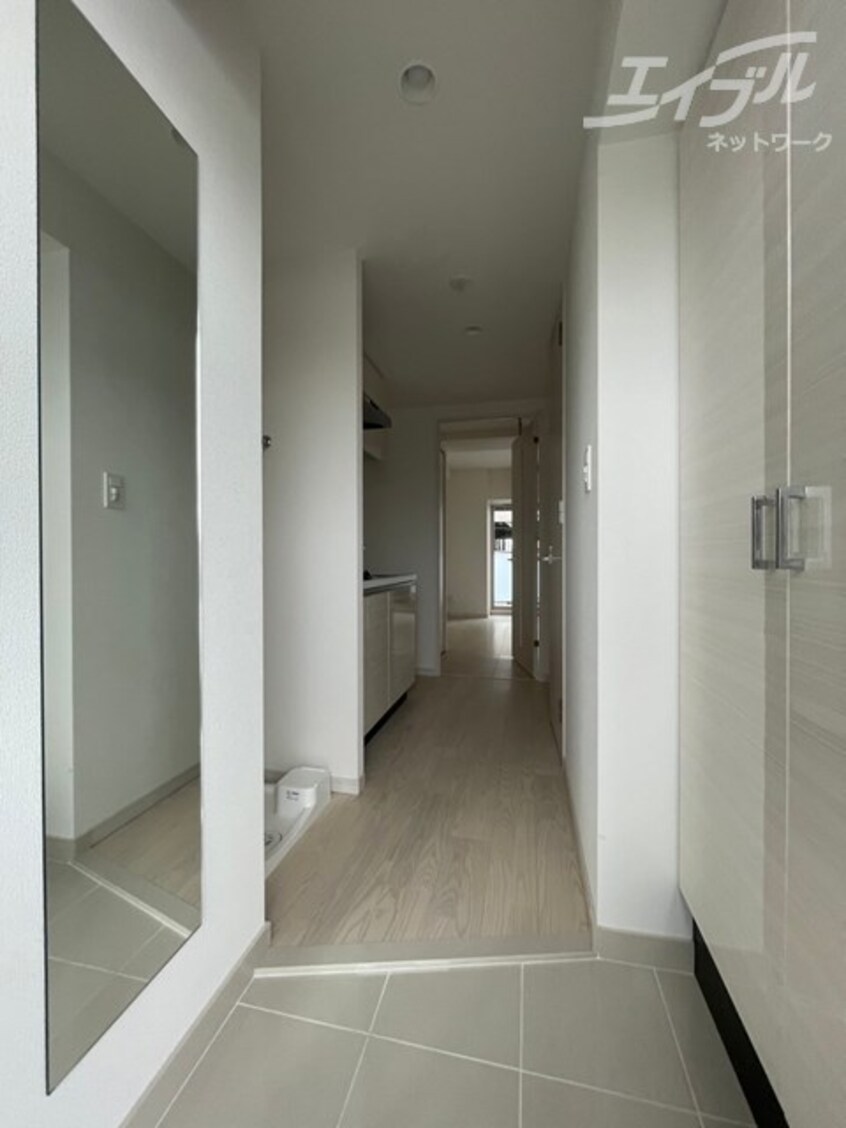  アドバンス江坂東デパール