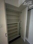  アドバンス江坂東デパール