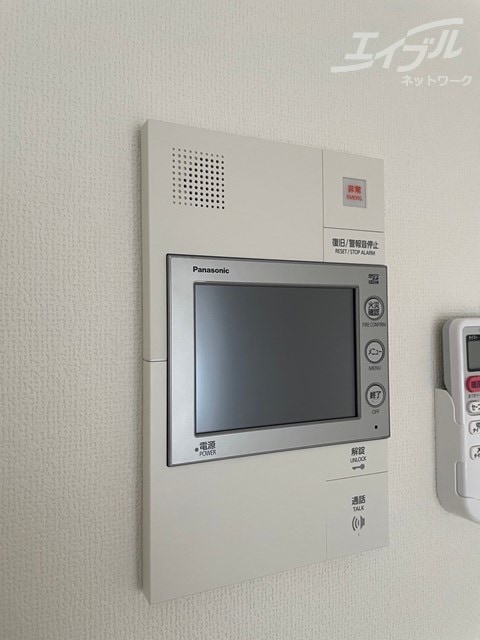  アドバンス江坂東デパール