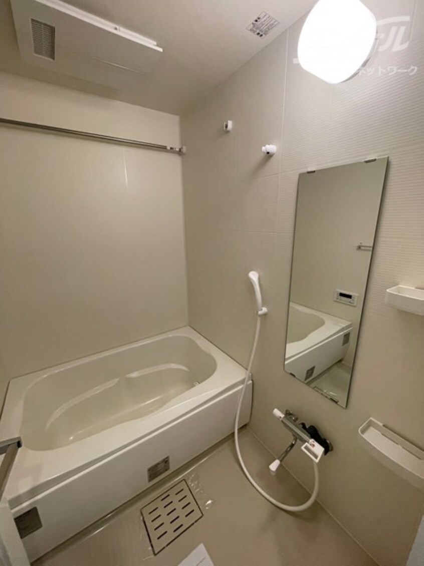  ライブガーデン江坂Ⅸ