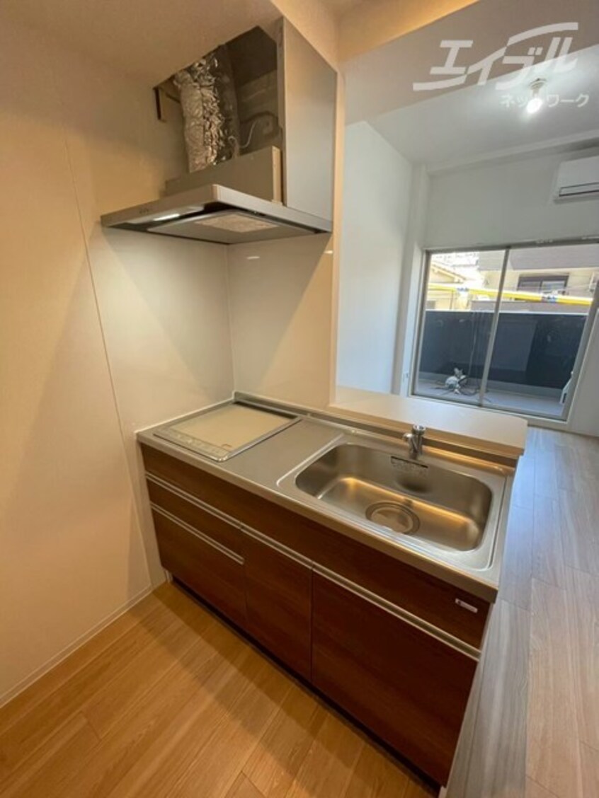  セレニテ江坂エクラ