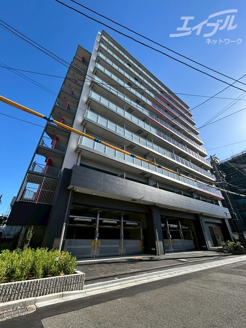  セレニテ江坂エクラ
