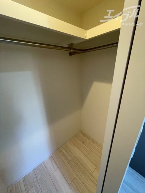  セレニテ江坂エクラ
