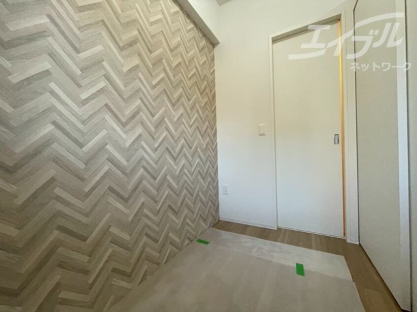  セレニテ江坂エクラ