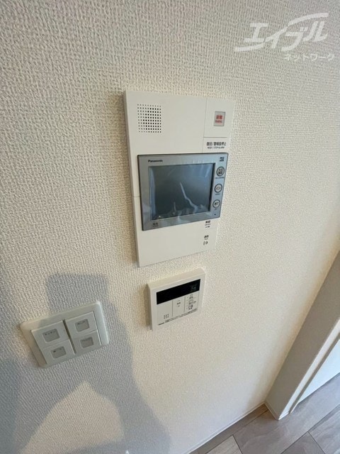  セレニテ江坂エクラ