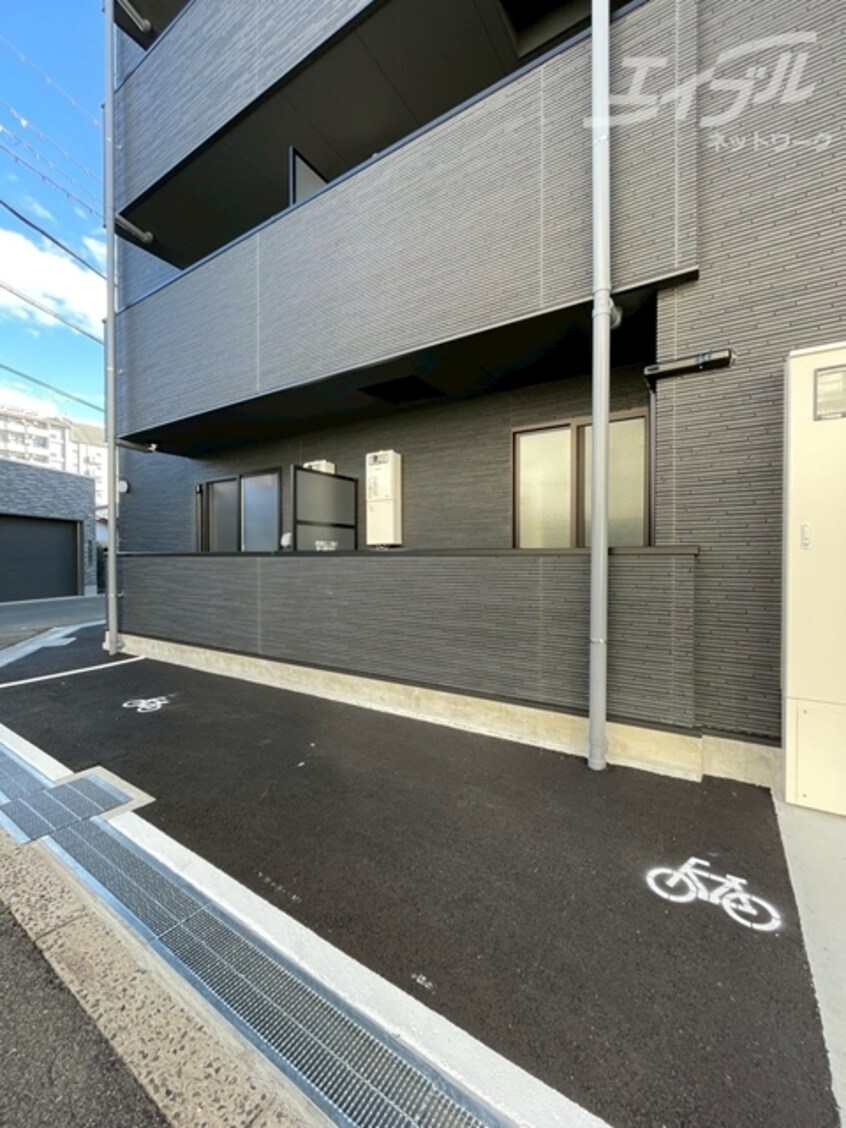 駐輪場 AILE柴島