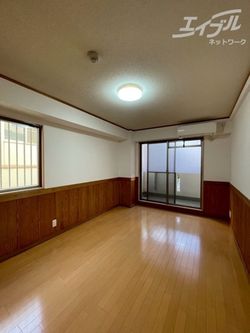  ラ・エスポワール