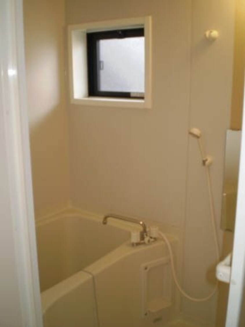  クレセントコート