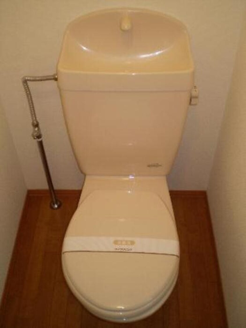  クレセントコート