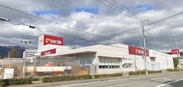 DCM甲府北口店(電気量販店/ホームセンター)まで962m ラ・レジダンス・ド・グロワール
