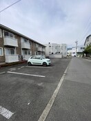  ドエルコート里吉 B