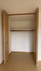  ロイヤルパレス仲澤　B